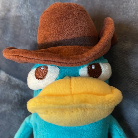 💕 Preloved EUC “Phineas and Ferb” ~ “Perry the Platypus” Plush - Picture 2 of 12